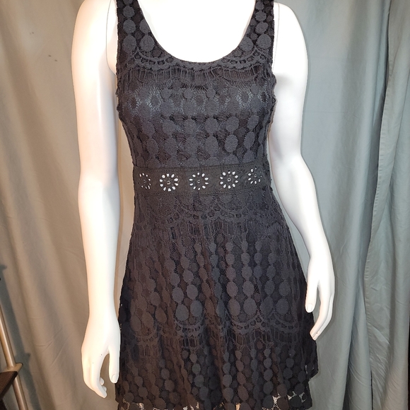 Unknown Dresses & Skirts - 😍 NWOT Mini Black Lace Dress 👗